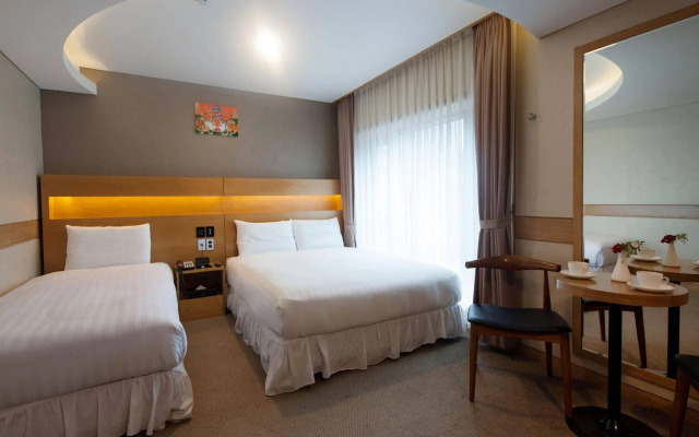 Floral Hotel Namsan City Seoul Myeongdong