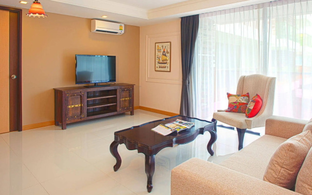 Rocco Hua Hin Beach Seaview