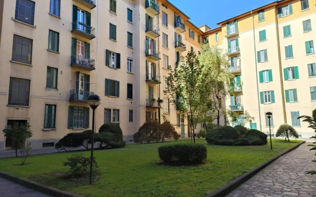 Amio Apartment - Next To M5 Ca Granda