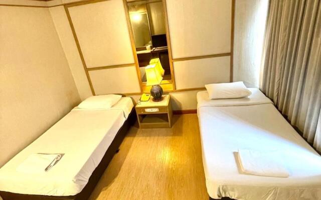 Mike Beach Resort