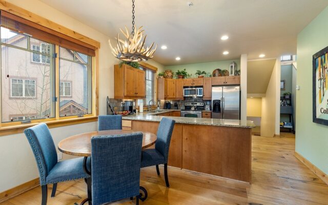 6531 Settlers Creek Townhomes 3 Bedroom Townhouse by Redawning
