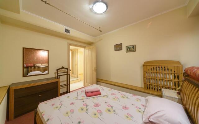 Kiev Accommodation Apartments on Bankova st.