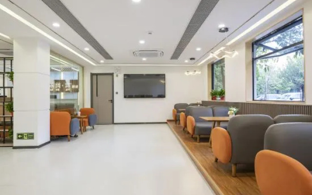 Lemei Yu Hotel Apartment (Guangzhou Pazhou Convention and Exhibition Center Yuancun Subway Station)