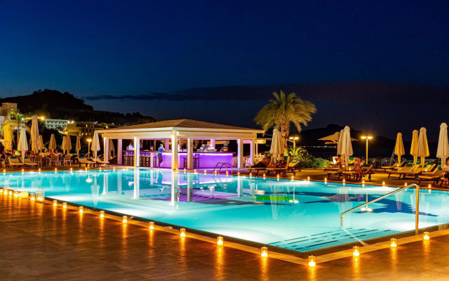 Lindos Bay Suites