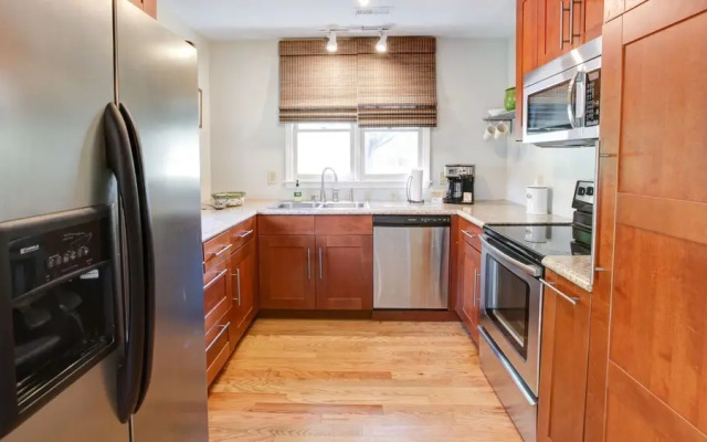 3 bedroom, Polk Street