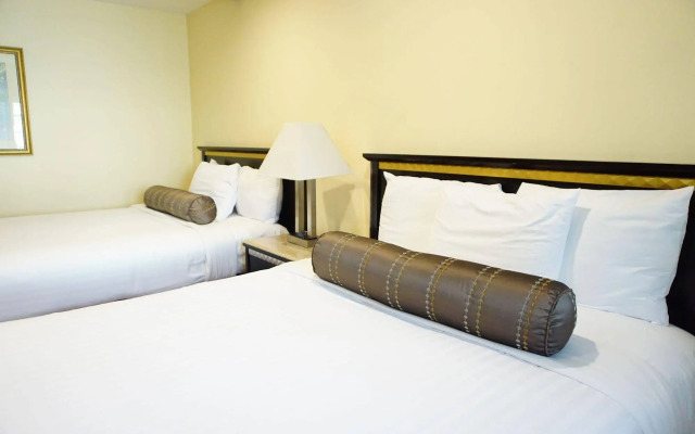 Tuscan Garden Inn