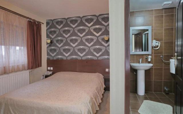 Knez Petrol Motel
