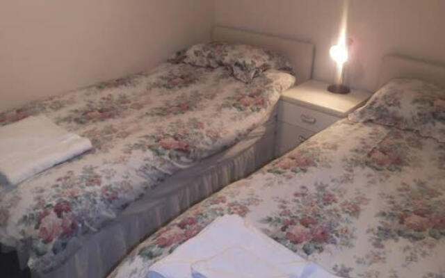 Quayside Close Holiday Apartments