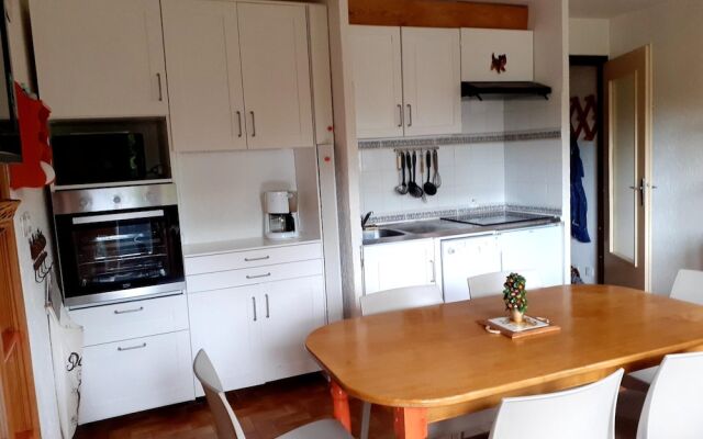 Apartment With one Bedroom in Arâches-la-frasse, With Wonderful Mounta