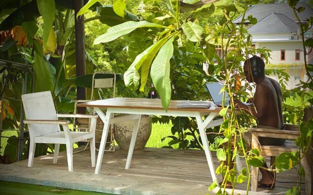 The Hide Hostel at Canggu - Adults Only