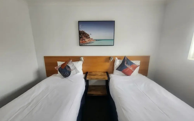 Elphin Serviced Apartments