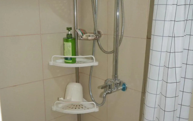 Paranaque SM-Sucat Field Res. Bldg 5, 2/F, 2BR with Balcony