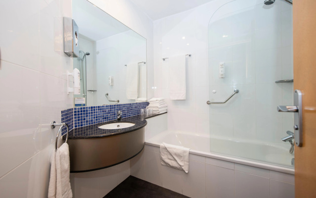 Holiday Inn Express Barcelona-Montmeló by IHG