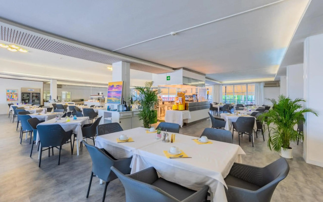 Marina Palace Hotel