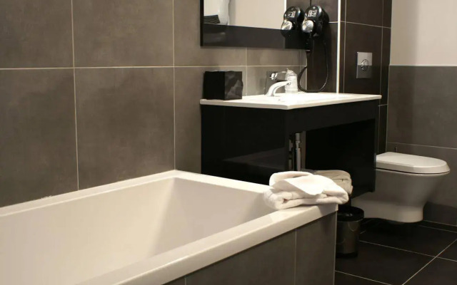 The Originals Boutique, Hôtel La Grange