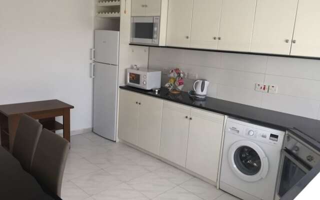 3 Bedroom Apartment with Sea View