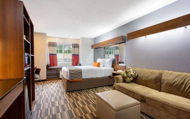 Microtel Inn & Suites by Wyndham Philadelphia Airport