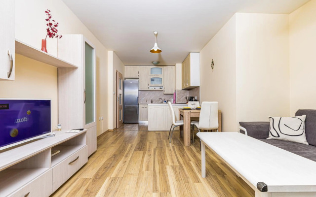 Stylish 2BD Apartment with a Nice Cozy Terrace