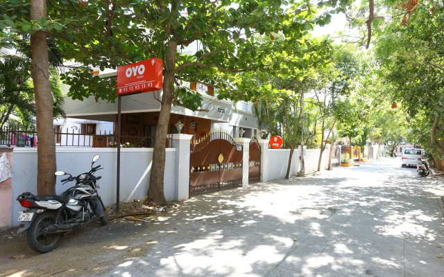 OYO 5287 Velachery
