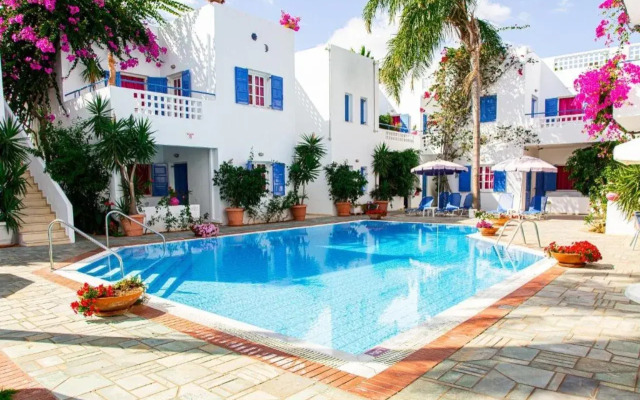 Galini Studios & Apartments