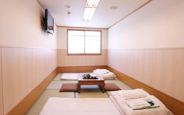 Business Ryokan Wakamizu