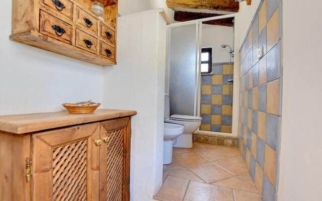 Villa - 4 Bedrooms with Pool - 107803