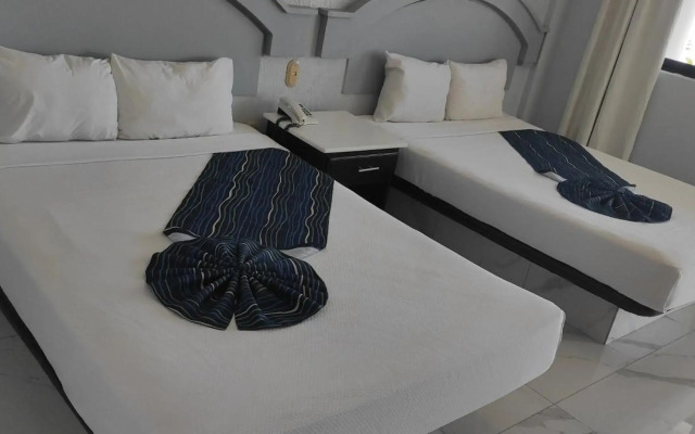 Hotel Playa Marina