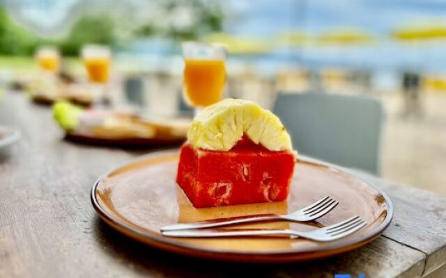 Long Beach Club Krabi