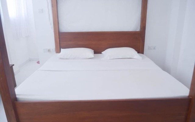On The Rock Hotel
