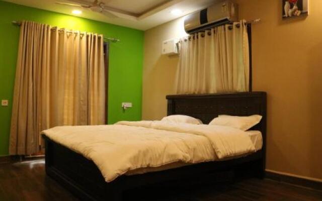Zoe Service Rooms