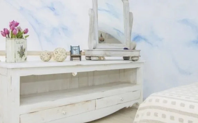 Oia's Sunset Apartments