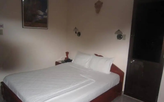 Vuon Tao Dan Hotel Near Ben Thanh Market