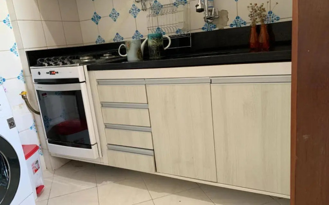 Apartamento confortável, região do Iguatemi