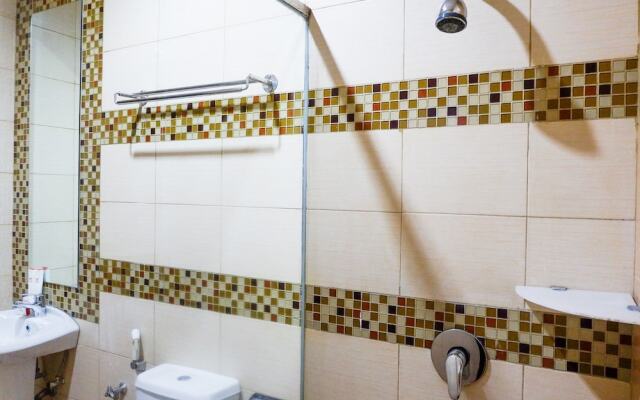 Comfy 1BR Twin Tower Apartment