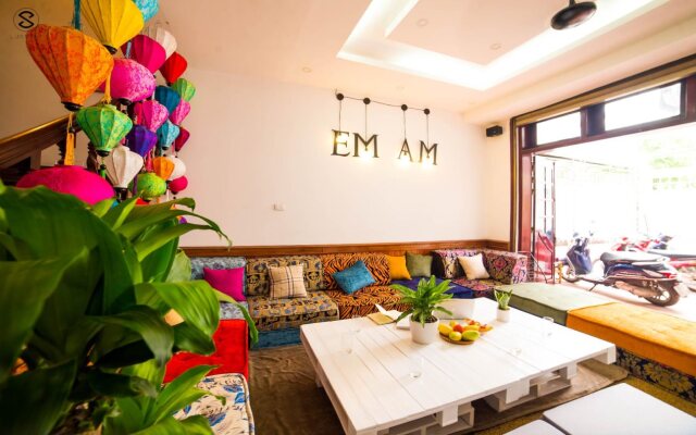 Em Am Homestay West Lake