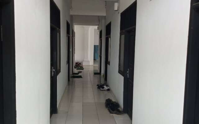 SPOT ON 93722 Shannhay Guest House Syariah