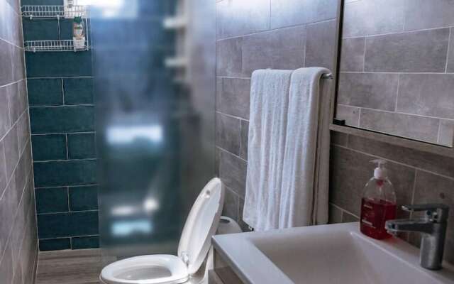 Luxury Rooftop Pool private secure Villa