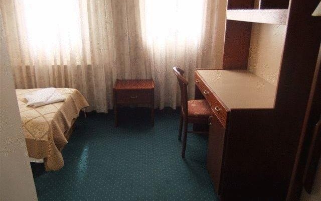 Rosary Sister Guest House Ein Karem