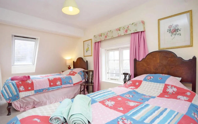 Pepper Pot Cottage