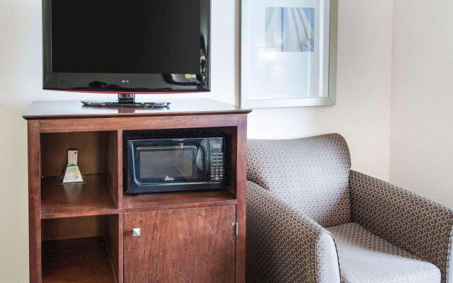 Comfort Suites Waxahachie - Dallas