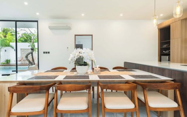 Swan Villa 4 Seminyak