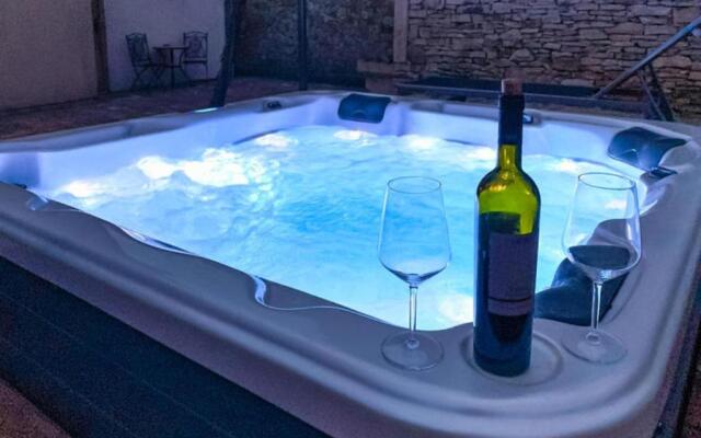 Studios Barre with Jacuzzi