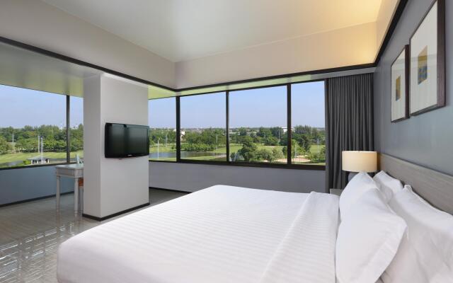 Tinidee Hotel Bangkok Golf Club