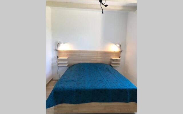 Maison de charme avec piscine couverte et 9000m2