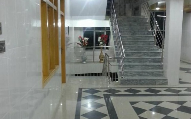 River Palace Hotel