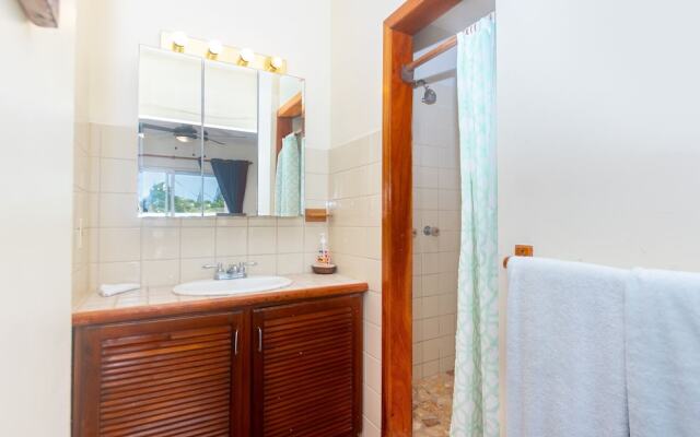 West Bay Mall Condo 8 2 Bedroom Condo by RedAwning