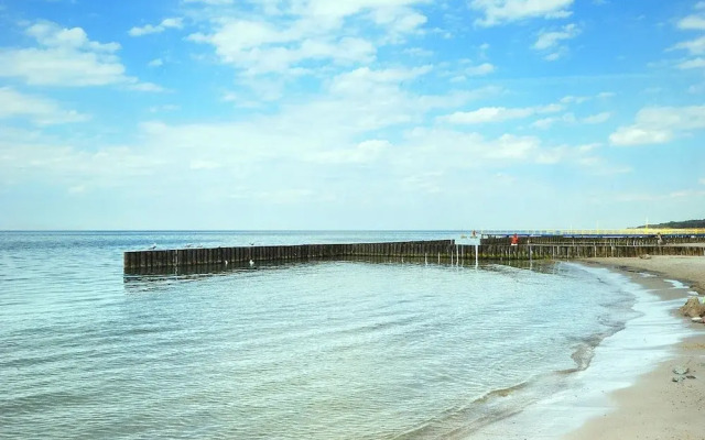 Cottage in Jaroslawiec Near Heated Pool