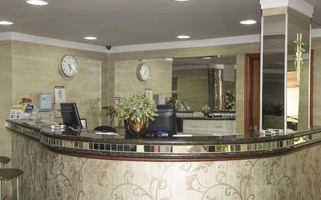 JP Palace Hotel