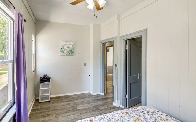 Quaint Family Retreat in Fairbury!