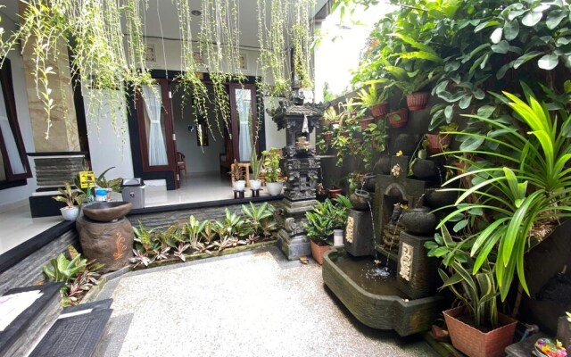 Suwardika Homestay and Dormitory - Hostel